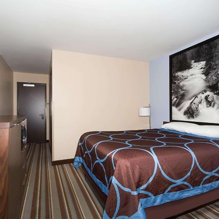 Super 8 By Wyndham Longmont/Twin Peaks Hotel Luaran gambar