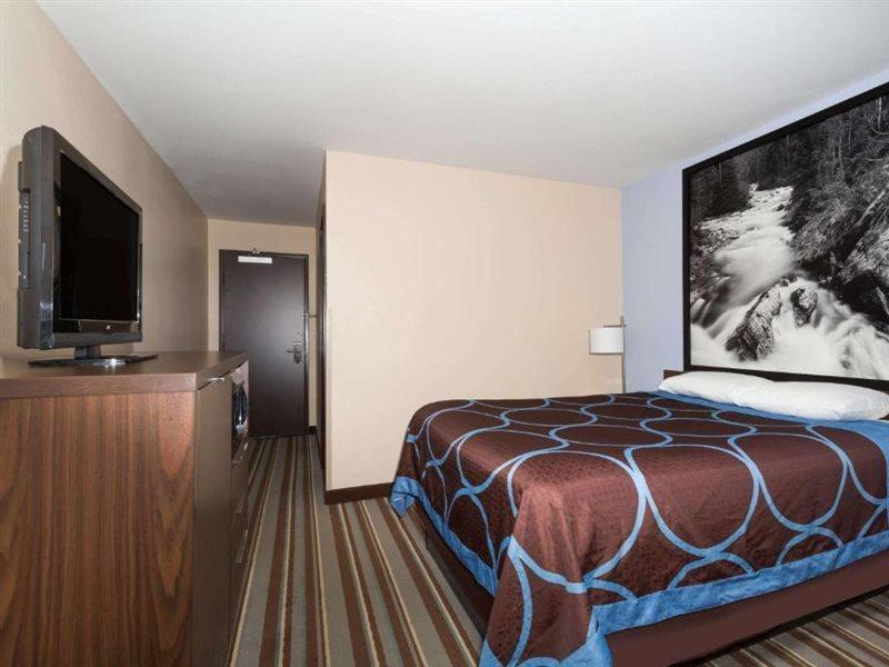 Super 8 By Wyndham Longmont/Twin Peaks Hotel Luaran gambar