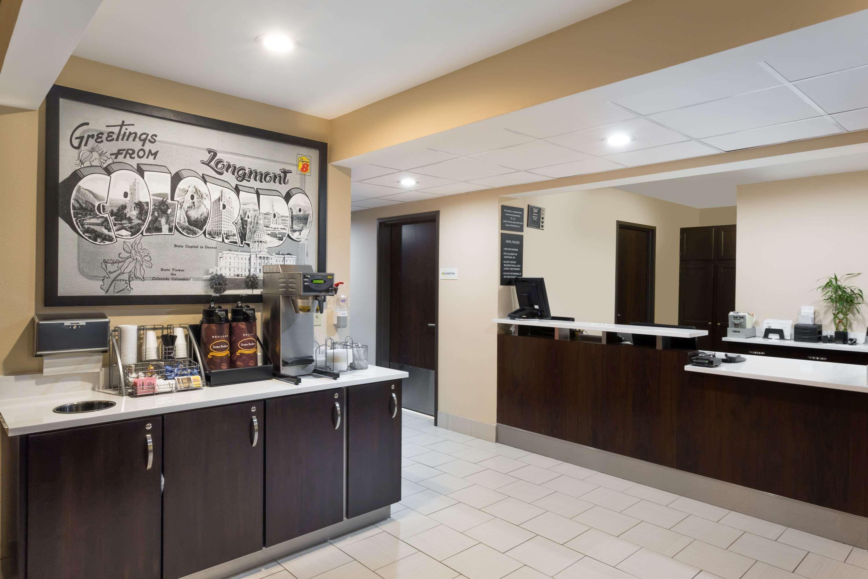 Super 8 By Wyndham Longmont/Twin Peaks Hotel Luaran gambar