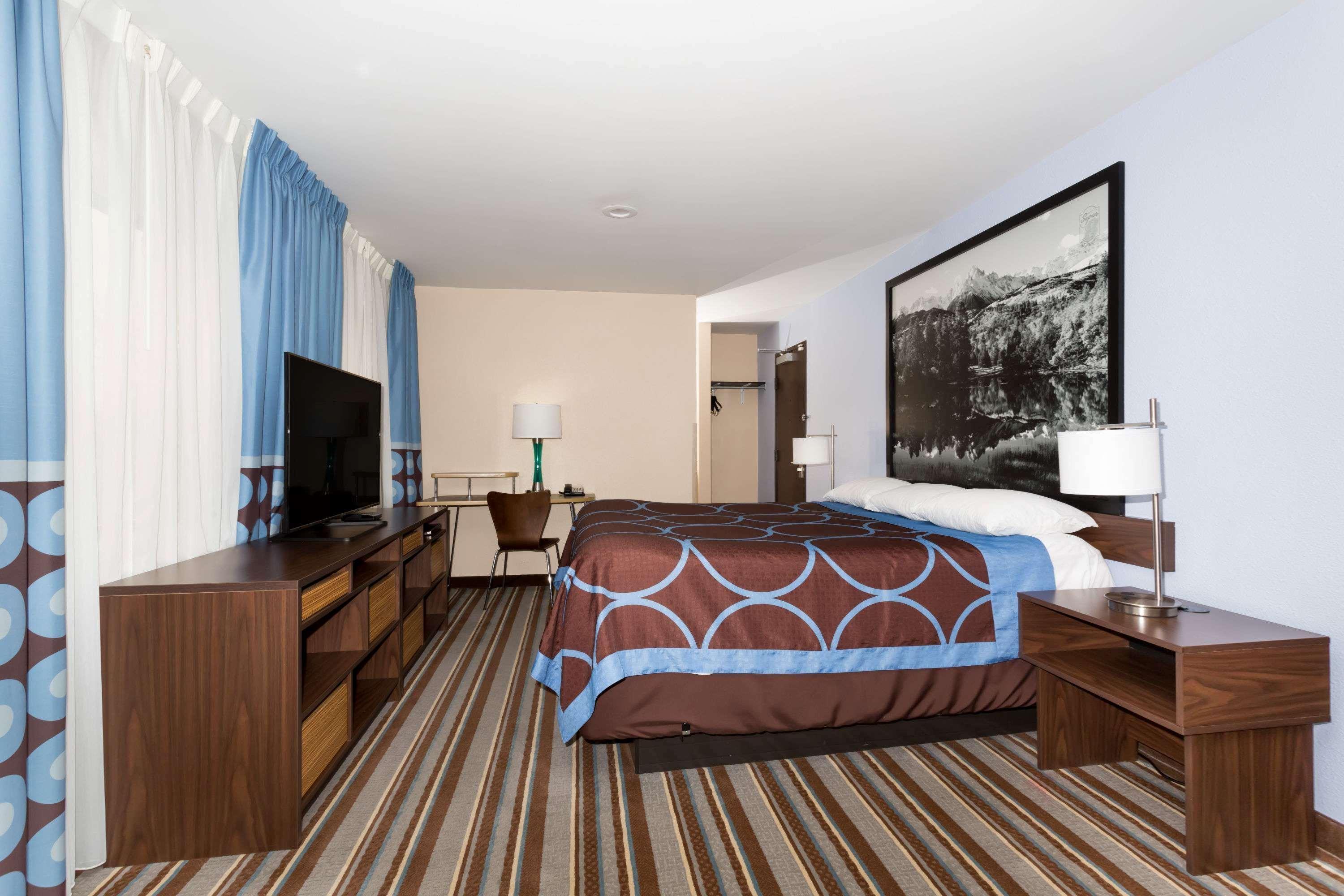 Super 8 By Wyndham Longmont/Twin Peaks Hotel Luaran gambar