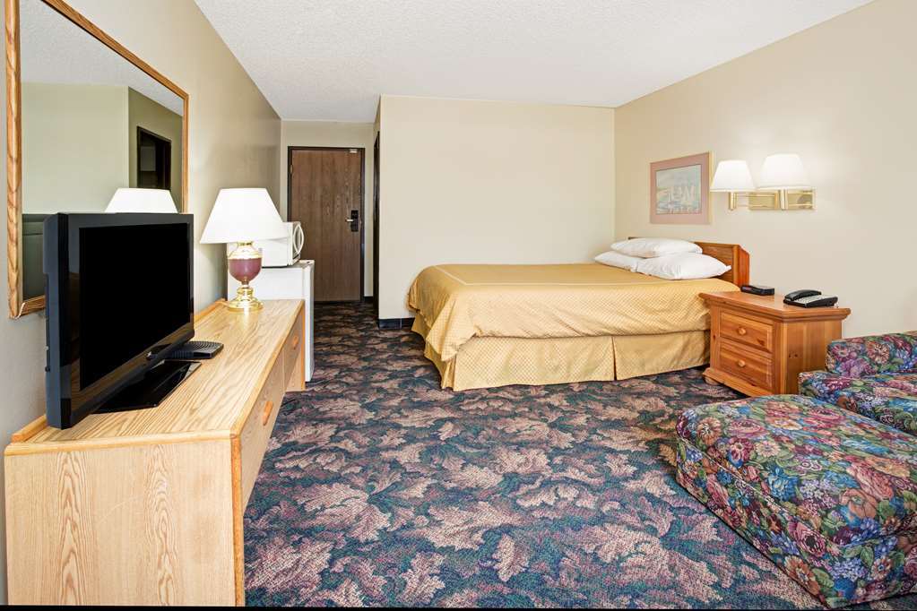Super 8 By Wyndham Longmont/Twin Peaks Hotel Bilik gambar